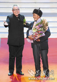 “感动湖北2010年度人物”颁奖