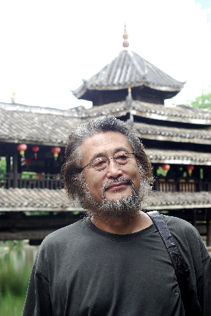 武星宽:草原走来的水墨重彩艺术家