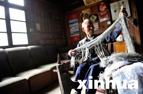 土家族人口数量_大山里的 微小学