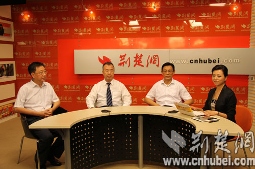 湖北省移动政务平台开通 段轮一出席并作客荆