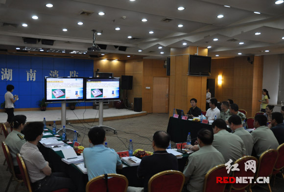 超宽带雷达生命探测仪通过验收 能捕捉30米内