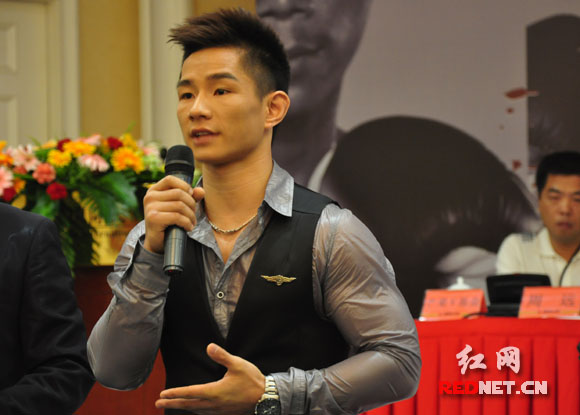 终极斗士搏击拳王挑战赛十月长沙开赛(图)