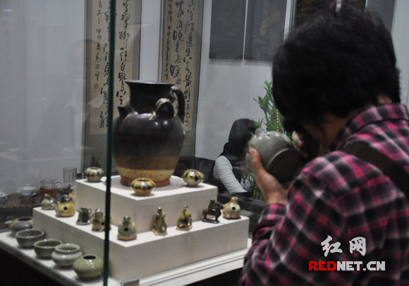 长沙古玩城开门迎客 古玩市场七雄争霸(图)