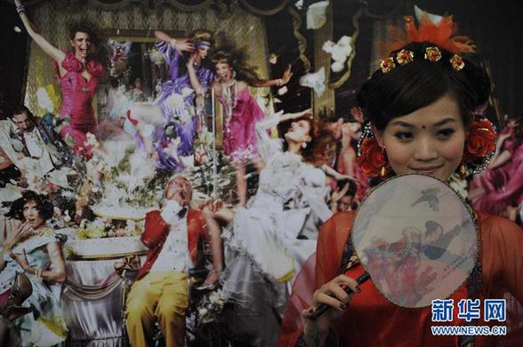 佳人丽影展芳华