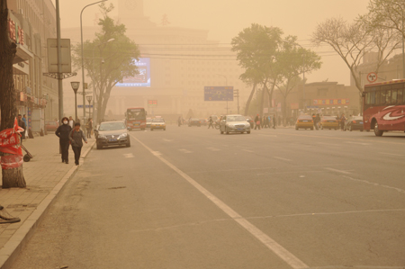 长春市首现沙尘天气