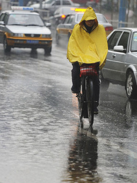 长春降大雨