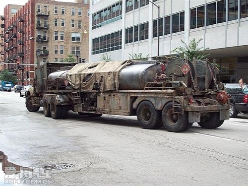 大汇总 说说《变形金刚3》中的那些车