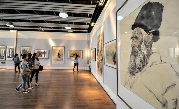 新疆桑皮纸绘画作品在吉林巡展