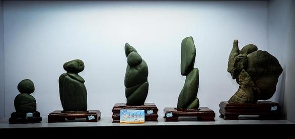 松花石之乡的绝美奇石