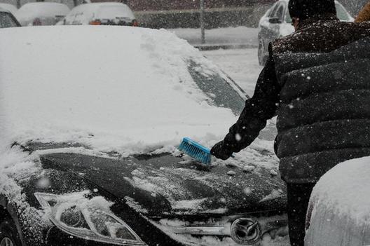 吉林省大部分地区遭遇大到暴雪 九成以上中小学已停课