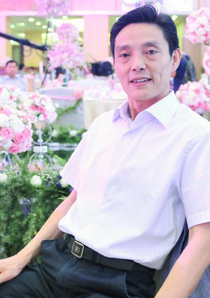 王皓与闫博雅举行婚礼