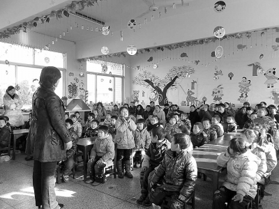 幼儿园“小学化” 是学校想教 还是家长要求？