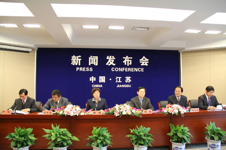 > 华东地区 > 江苏 > 江苏新闻   江苏省政府12月16日召开新闻