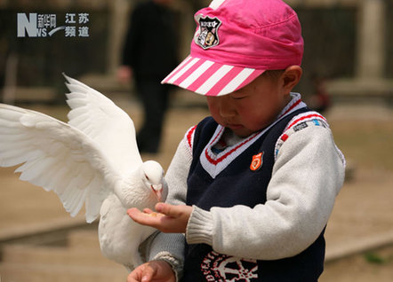 阳春三月春意浓