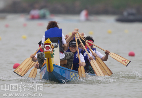 苏州金鸡湖龙舟赛开锣