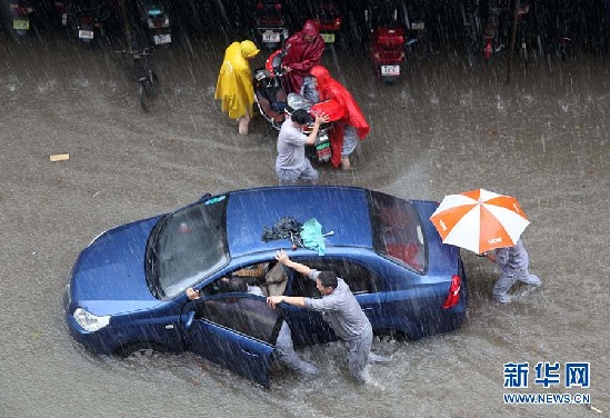 暴雨再袭南京