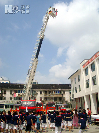 姑苏娃走进“消防夏令营”