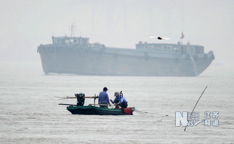 长江渔业生产全线开禁