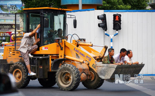 如此载客安全堪忧