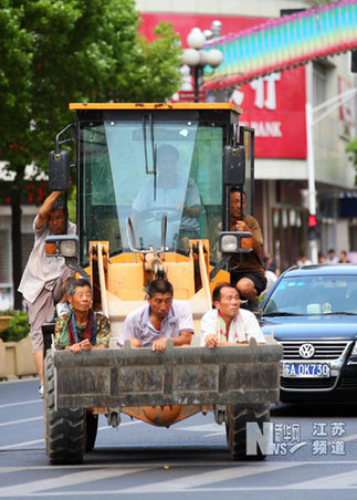 如此载客安全堪忧