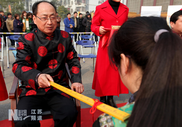 传承古老技艺 云锦大师收徒
