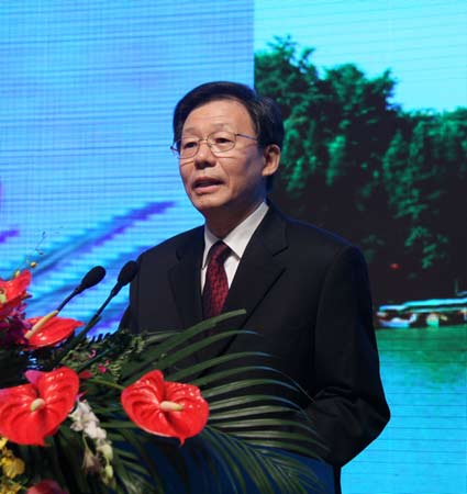 2011江苏发展国际咨询会议在宁开幕