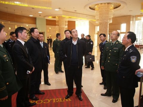 长沙：李介德局长一行实地检查“两会”安全保卫工作落实情况