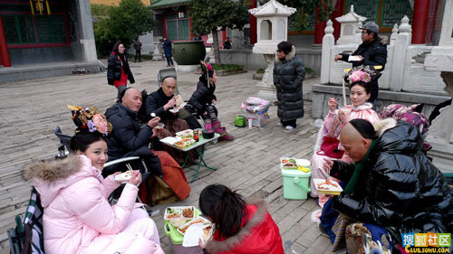 《步步惊心》秘照+吴奇隆左拥右抱床戏腼腆