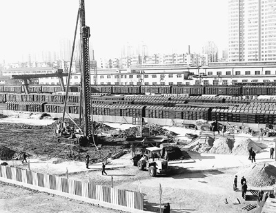 辽宁高铁建设拆数千万新楼 施工方早知规划