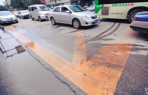 沈阳路口实线加塞儿变道要被拍 这些违章将拍照