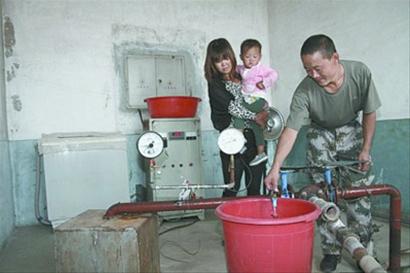 坚守寂静的“夫妻哨”