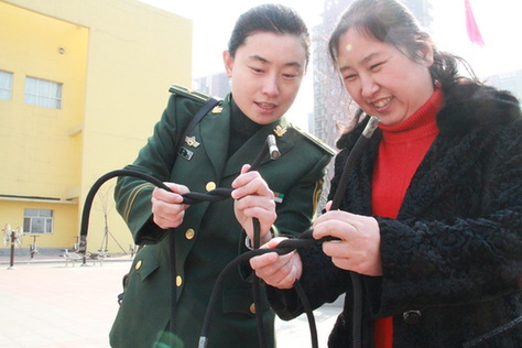 沈阳消防：开学第一课 大家学消防