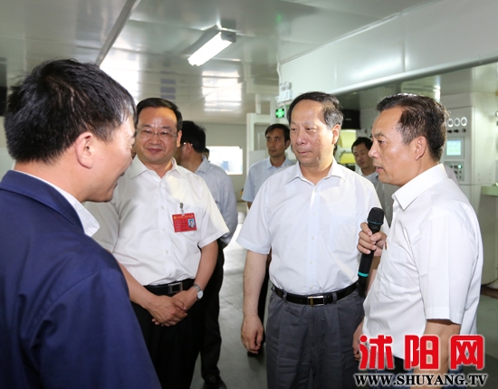 石泰峰：确保群众路线教育 实践活动取得实效
