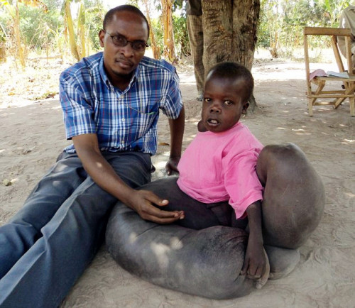 奥林匹克公园中队大力开展宣传党的群众路线