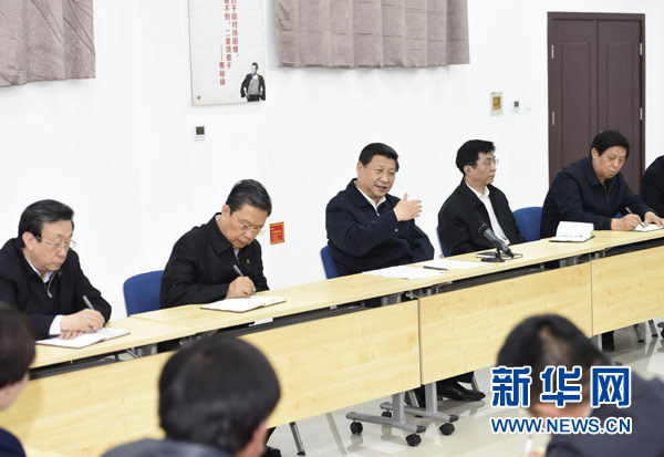 习近平：党员干部要把焦裕禄精神作为镜子照照自己