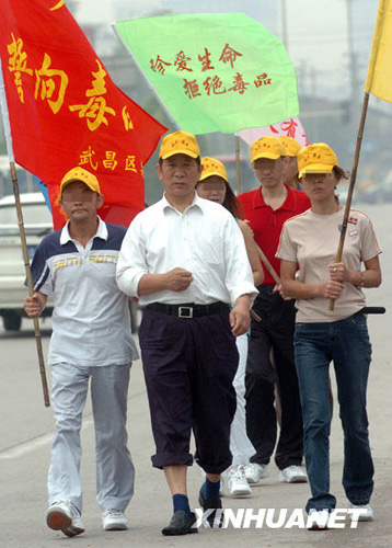 吴天祥：为群众服务不能退休