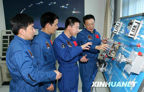 杨利伟：中华飞天第一人