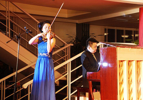 四川艺术家共庆新春