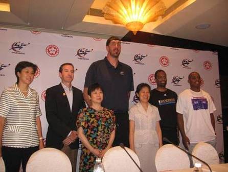 NBA奇才队四川灾区行