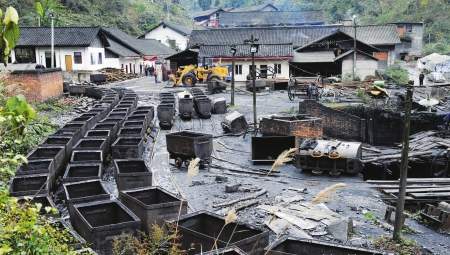 关闭最后的煤矿 成都彻底告别产煤时代