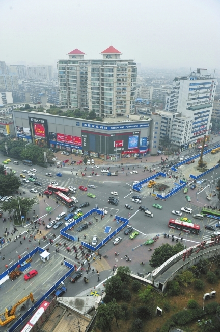 成都一环路开建三座跨线立交桥 今日迎交通大