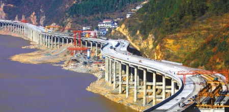 广陕高速半幅建成明年通车 四川北大门将彻底路畅
