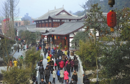 地道年味迎八方客 四川旅游春节揽金83亿