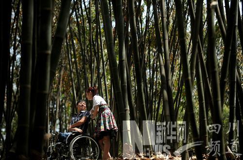 地震伤残学生代国宏：双手划出新人生