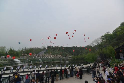 2013中国•都江堰清明放水节暨首届“天府之源” 水文化旅游节盛大开幕