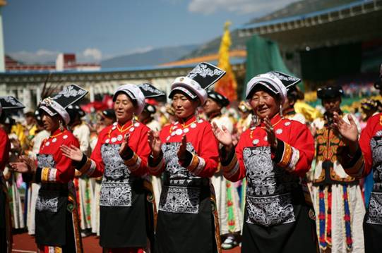 阿坝建州60周年庆祝大会今日举行