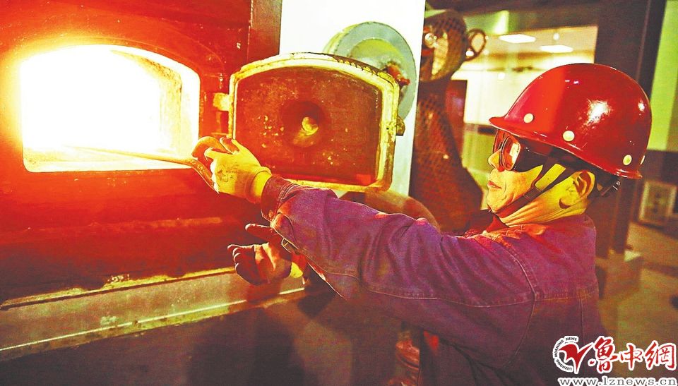 城区管网开始预热 家中暖气片15日前热起来