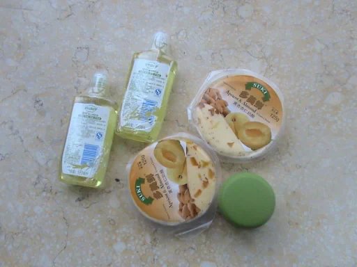 烟台时髦女贼下午吸毒晚上扒窃 炫耀自己有情