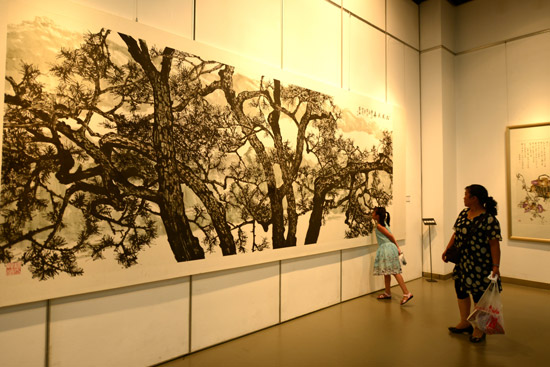 墨韵桑梓·李荣海书画作品展在山东博物馆举行