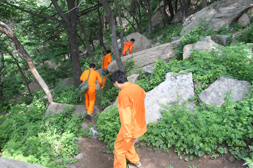 泰山电力人大山上踏出了“第五条登山路”